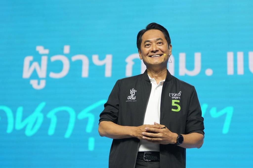 “อนุชา” ประกาศลุยงานเต็มสูบ ชู 3 ภารกิจเร่งด่วน แก้รถติด-น้ำท่วม-ปราบโกง หวังคืนเมืองน่าอยู่ให้คนกรุง