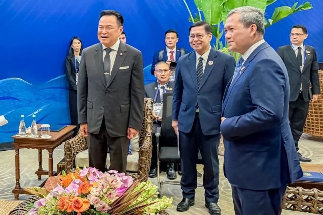 สื่อกัมพูชาตีข่าว 'ฮุน มาเนต' เมินหารือเปิดด่านพรมแดนกับ 'อนุทิน' กดดันไทยเร่งปักปันเขตแดน