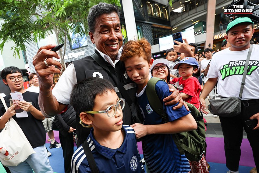 ‘ชัชชาติ’ ปิดฉากหาเสียง 24 ชม. ชู 260 นโยบายทำทันที มั่นใจความโปร่งใสคือทางออก